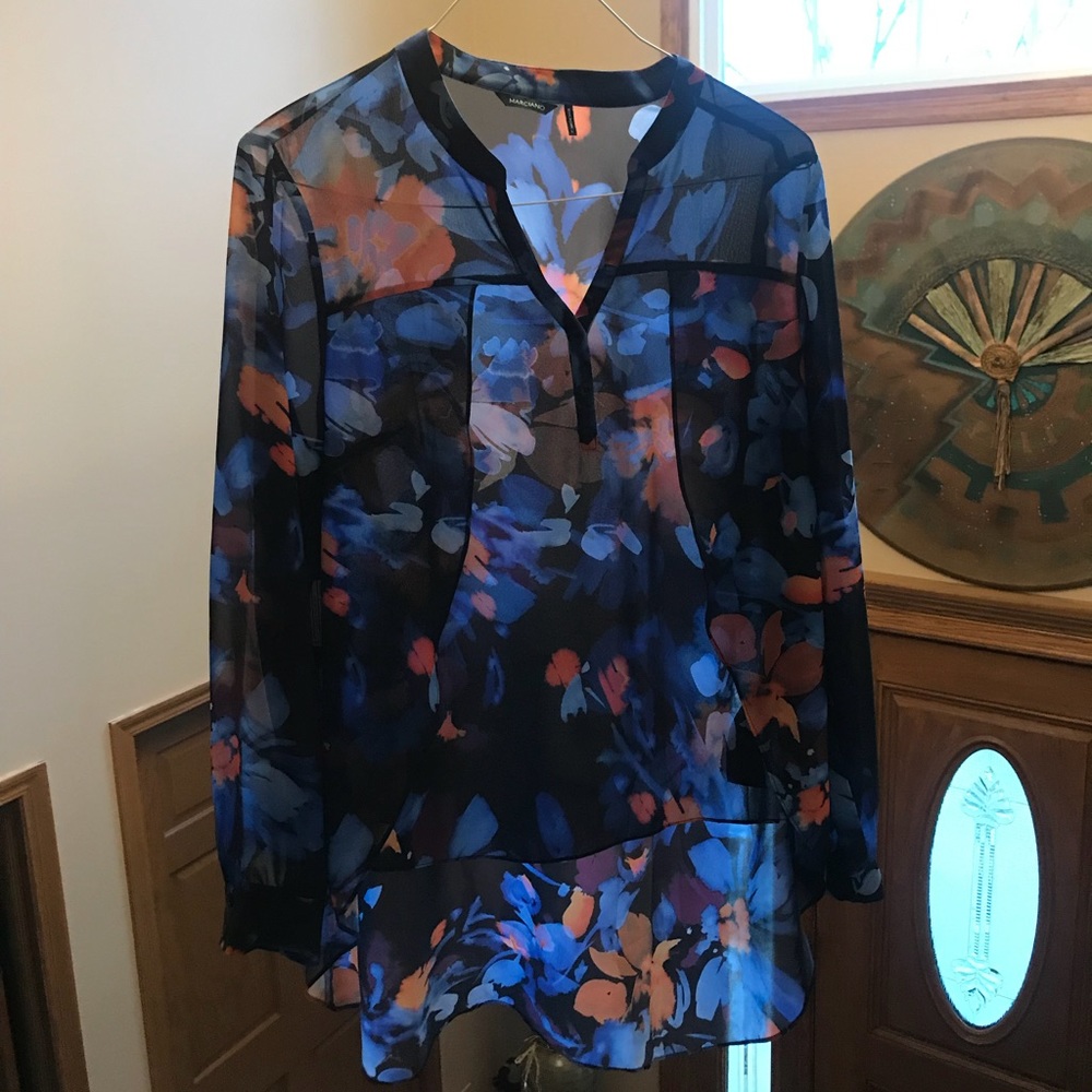 Marciano brand new flower print blouse.
